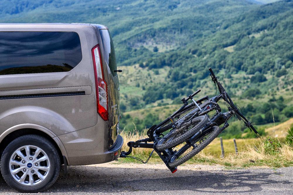 Suport biciclete Menabo Orbit 2 pentru 2 biciclete pe carligul de remorcare