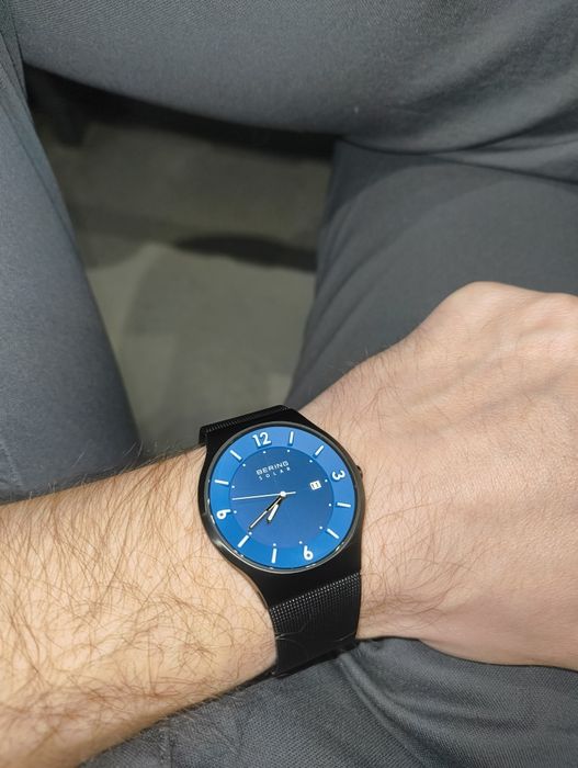 Часовник Bering Solar - brushed black