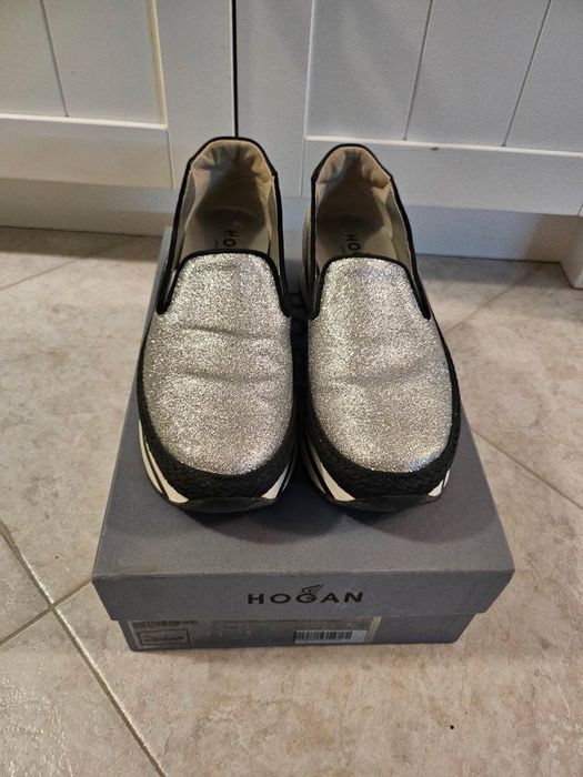Спортно-елегантни  обувки Hogan
