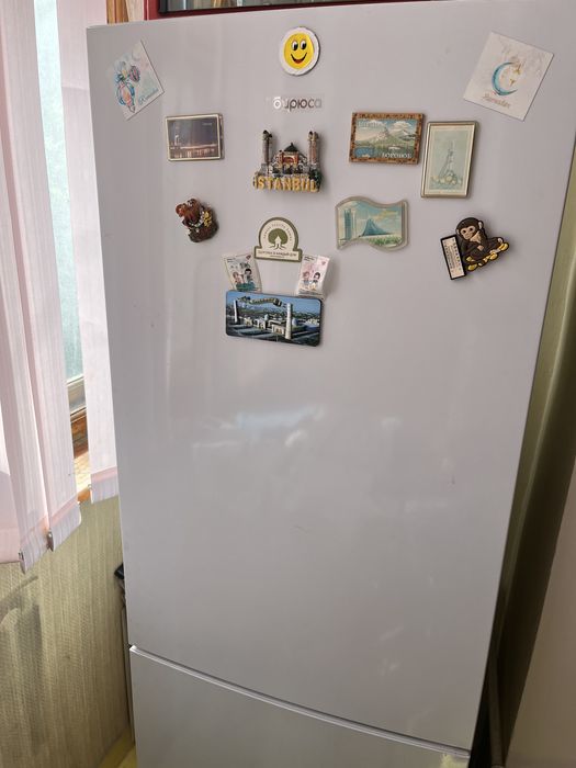 Продам холодильник «Бирюса»