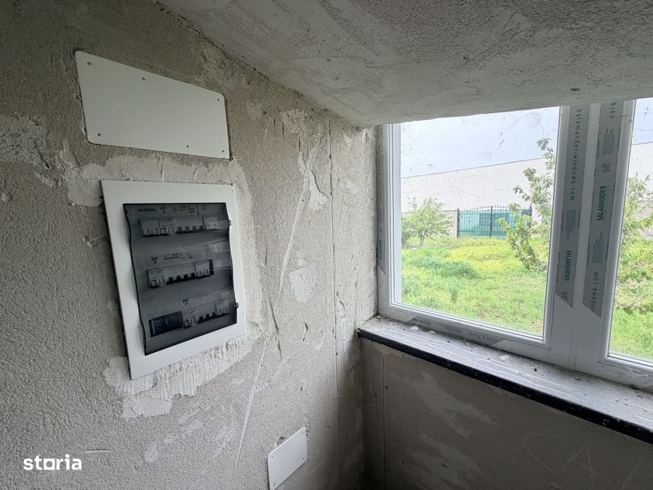 Casa cu Mansarda la gri,  4 camere, 176mp+ 500 mp teren, Bordei