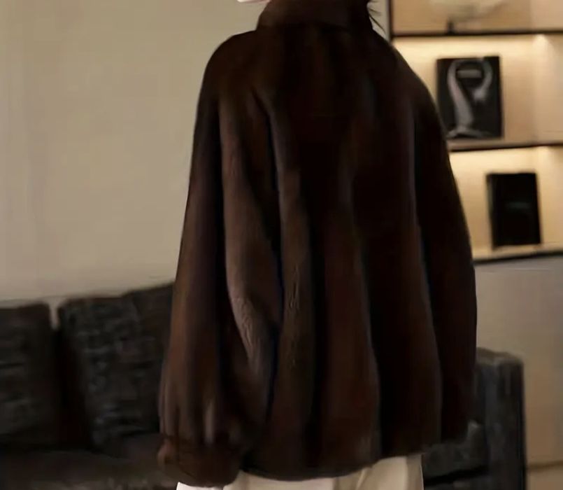 Продам новую шубу 46 размера