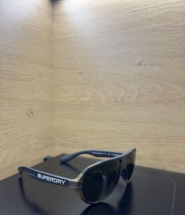 Слънчеви очила SUPERDRY