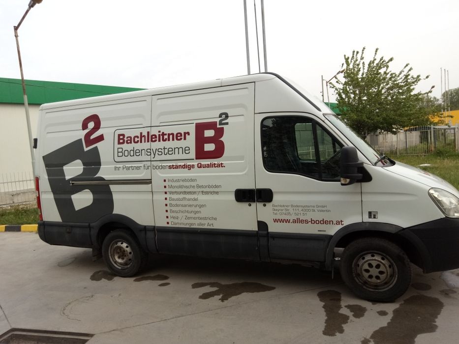 Транспортни услуги ,хамалски услуги,