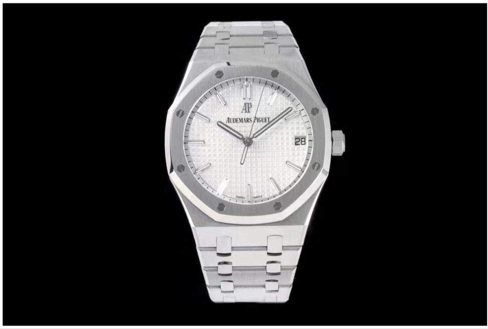 Audemars Piguet ROYAL OAK, Ref. 15500ST.OO.1220ST.01.