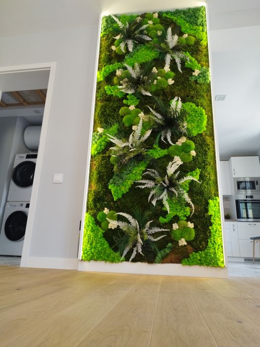 Зелени стени,пана,фирмени лога и картини от скандинавски