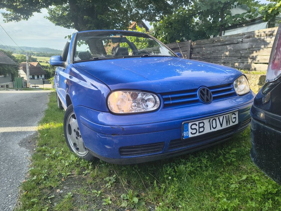 Vând VW Cabriolet 3/4