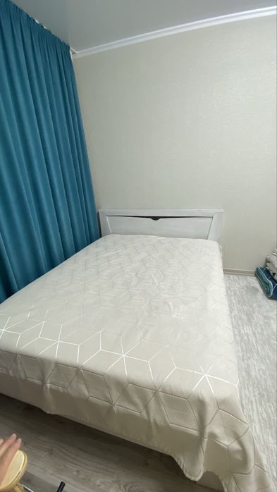 Продам кровать двухспальную