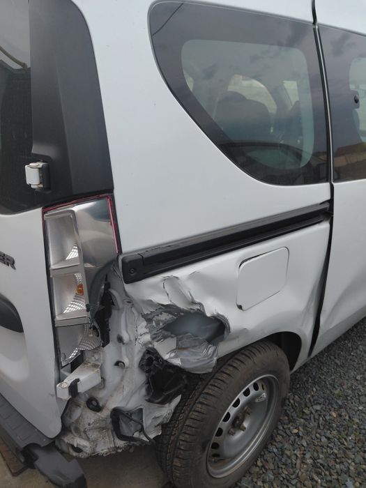 Dacia Dokker 1,6 benzina!