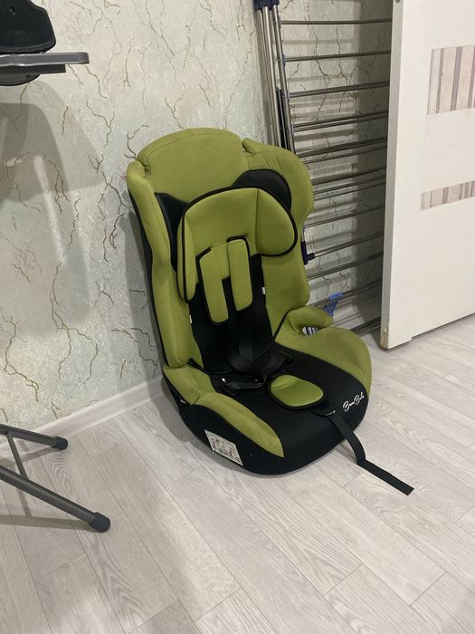 Автокресло детское продам