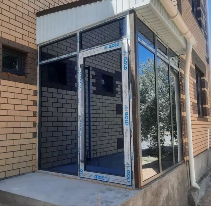 Окна двери и витражи