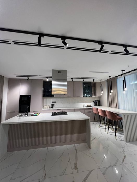 30 kishilik HI-TECH dacha ”White Villa”