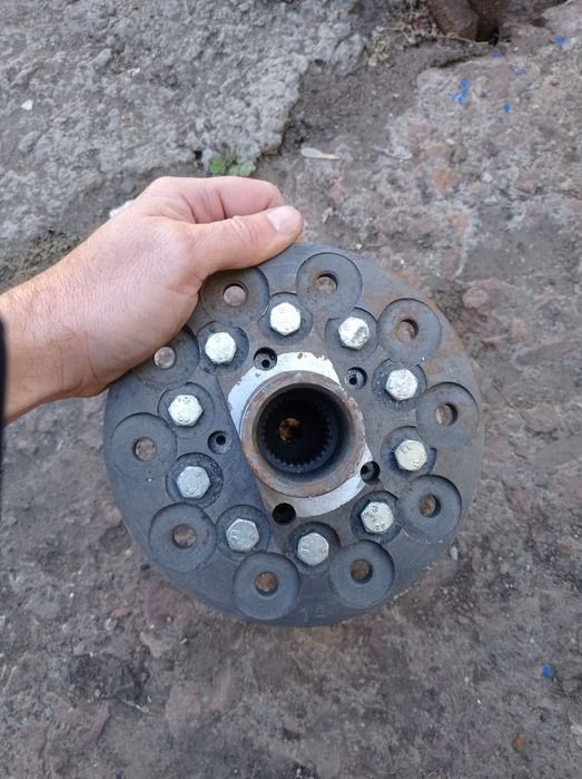 Продам самоблокирущийся дифференциал.