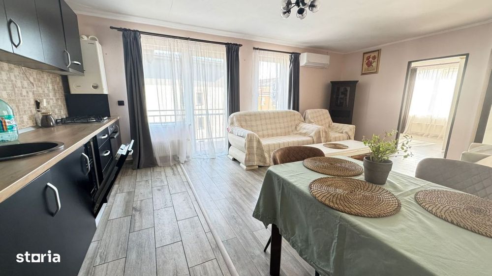 Apartament de INCHIRIAT cu 3 camere si 2 PARCĂRI