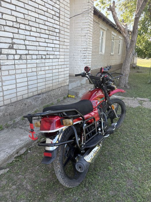Продам мотоцикл 150кубов