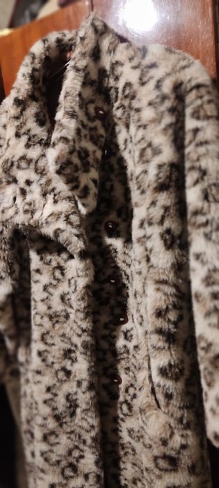 Шубы женские советские.