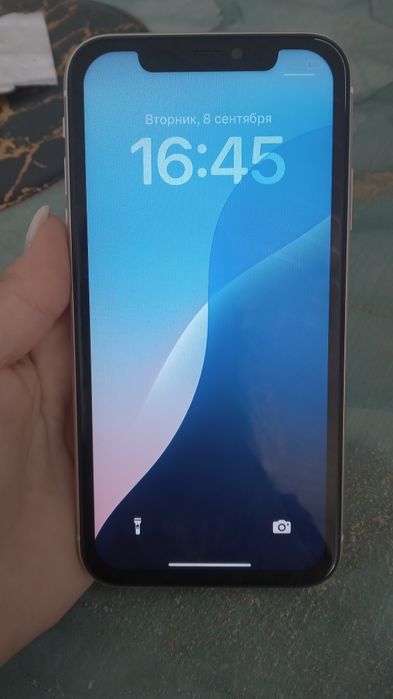 Iphone 11   64гб