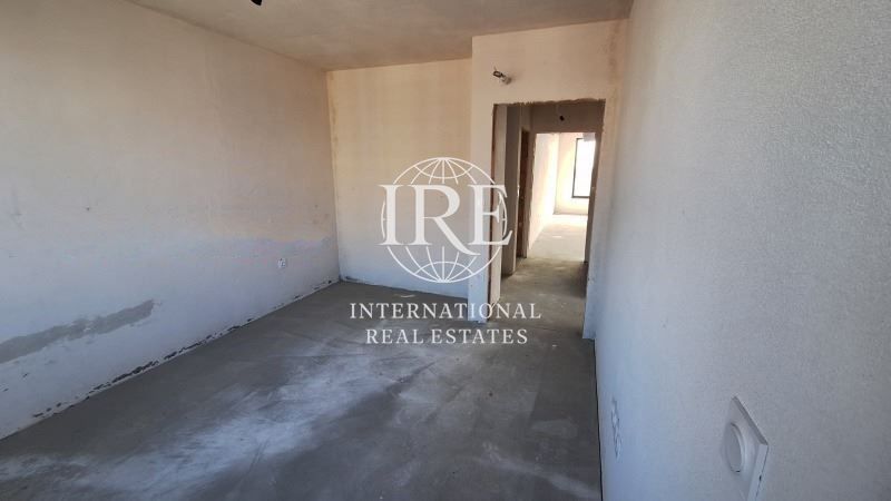 Продава се Тристаен апартамент в Варна, Гранд Мол Варна - 115 кв.м за 1042 €/кв.м - Снимка #2