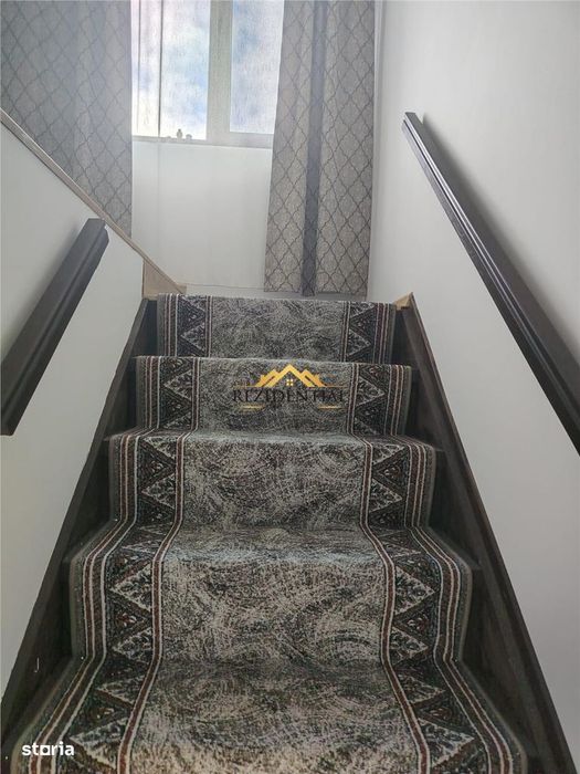 Casa Cu Mansarda - Scheia