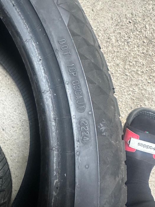 Продам комплект шин