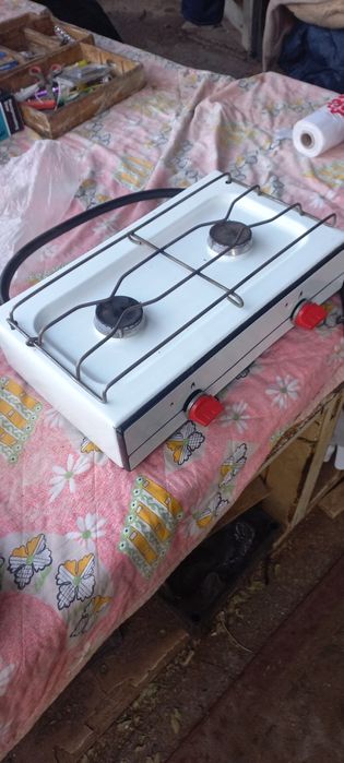 Продается Газ плита настольная. 2-х комфортная в отличном рабочем сост