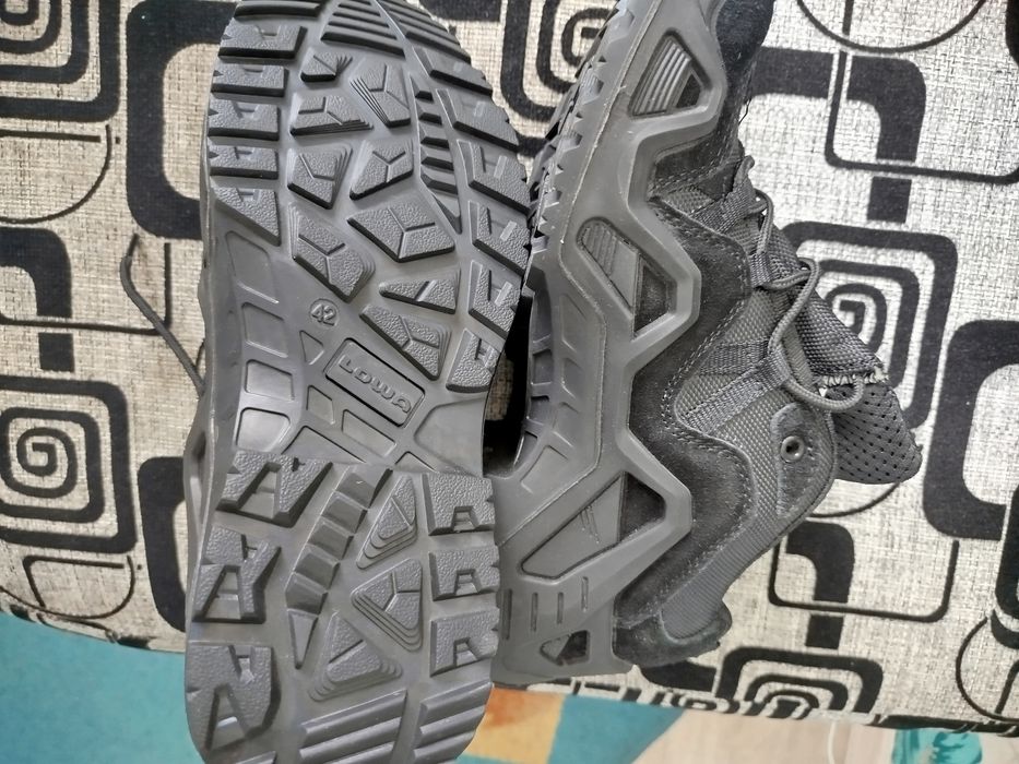 Продается обувь демисезонная