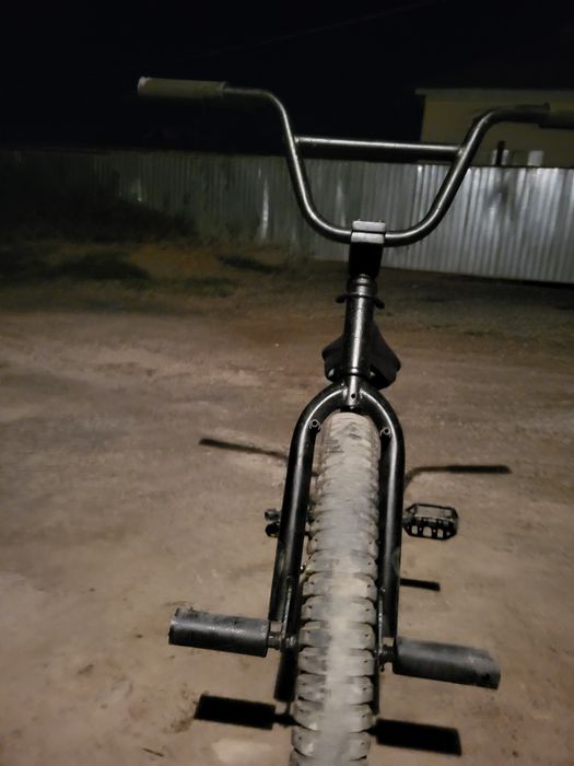 БМХ делосипед хорошым састиание