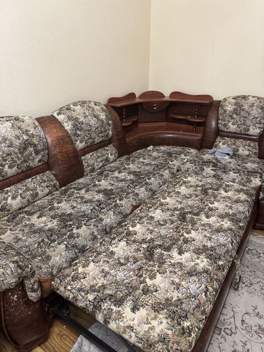 Большой угловой диван-трасформер