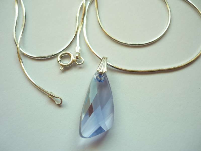 Сваровски - капка Tear Drop със сребърен държач - за Свети Валентин и