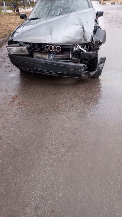 Audi 80 B3 на разбор после дтп