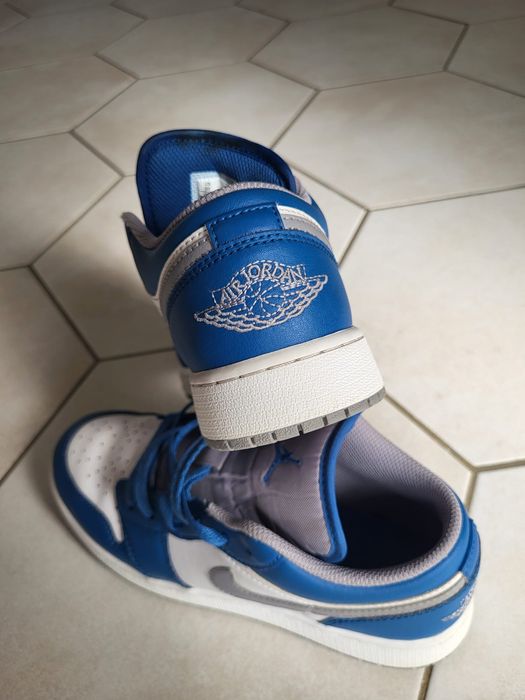 Sneakers Jordan  Air 1 Low True Blue,  măr. 37,5 EU,  250 RON
