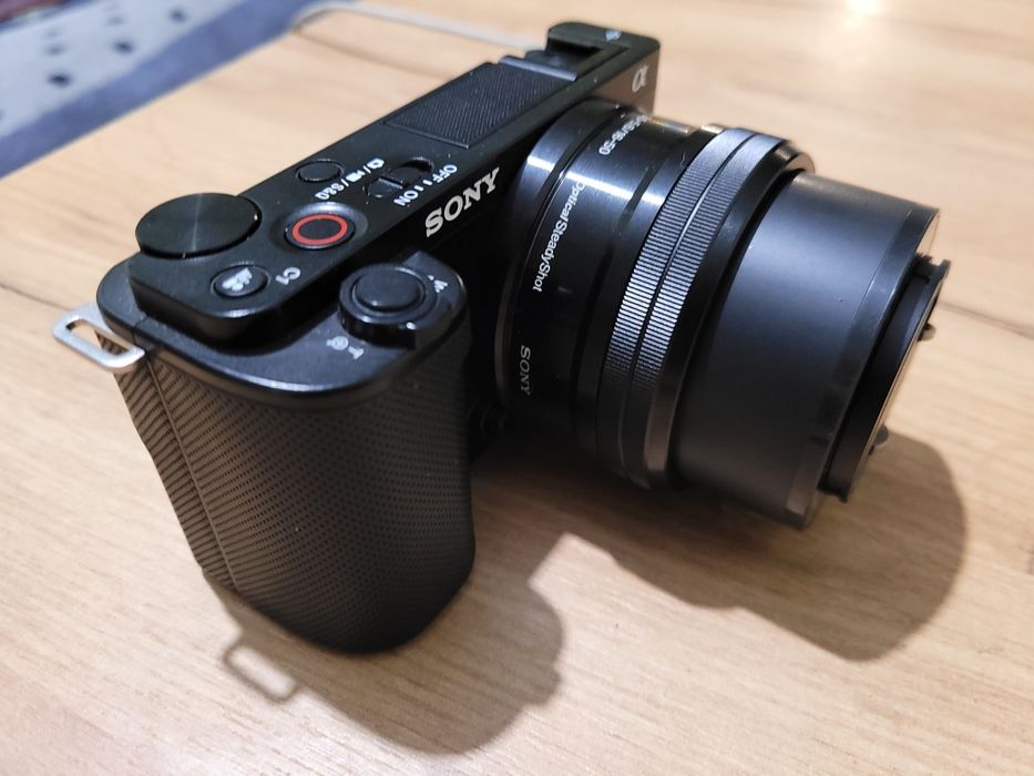 Камера Sony zv-e10