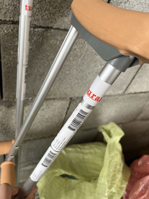 Продам костели срочно