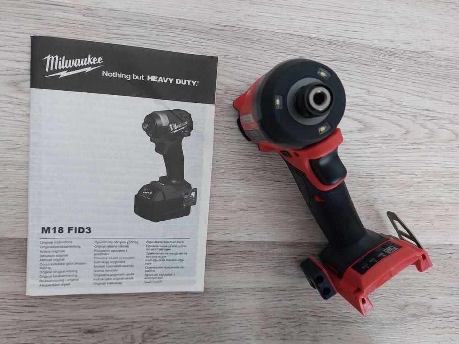 Filetanta impact milwaukee M18 FID3, 230 nm, prindere pt biți, nou