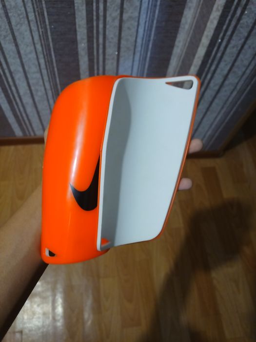 Продам наколенники.