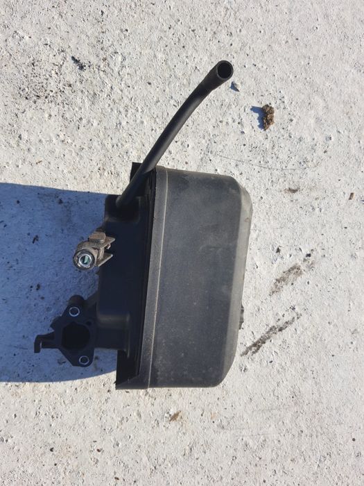 Carcasa si filtru aer pentru tractoras de tuns gazon.