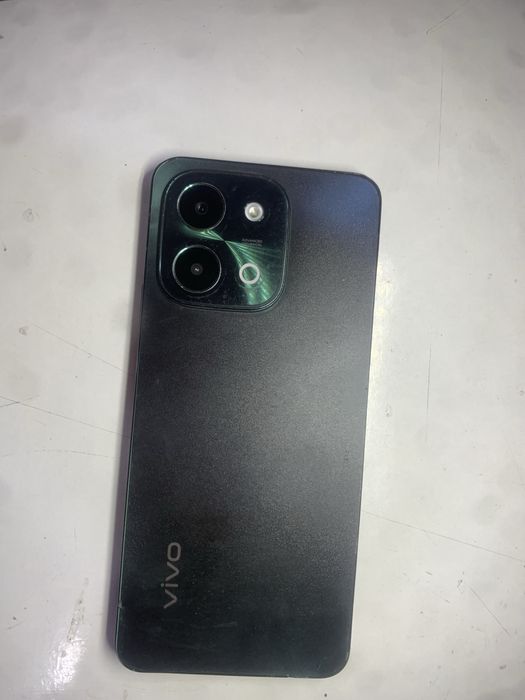 Vivo Y28, в хооошом состояний