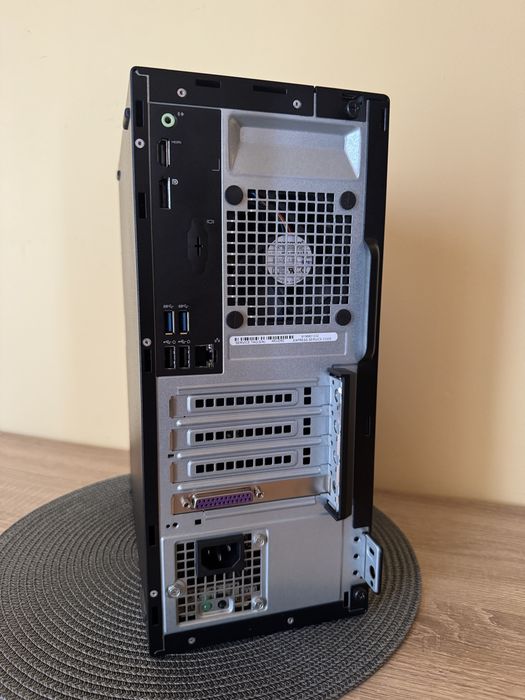 Компютър DELL Optiplex 3040 8/320 GB