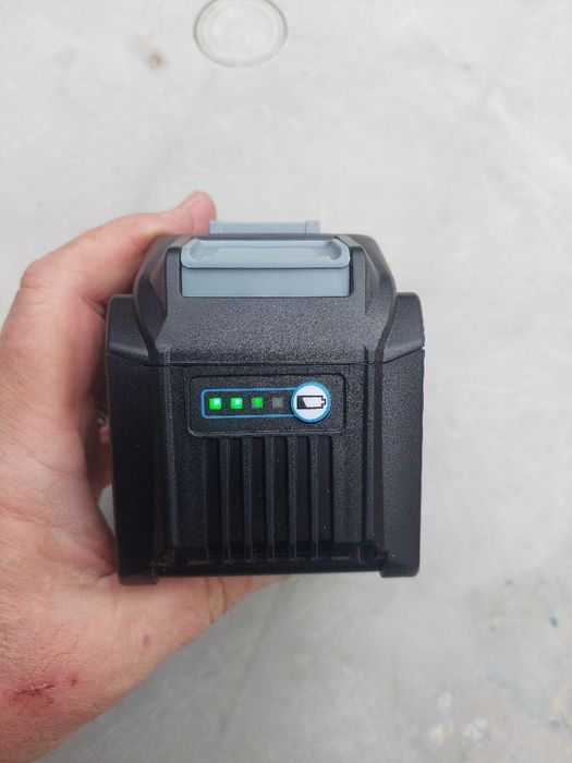 Baterie makita 12A!!!