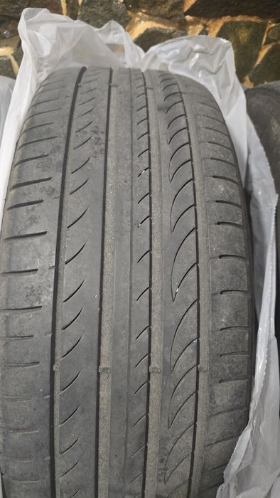 Vand 4 anvelope pirelli 235 60 R18
