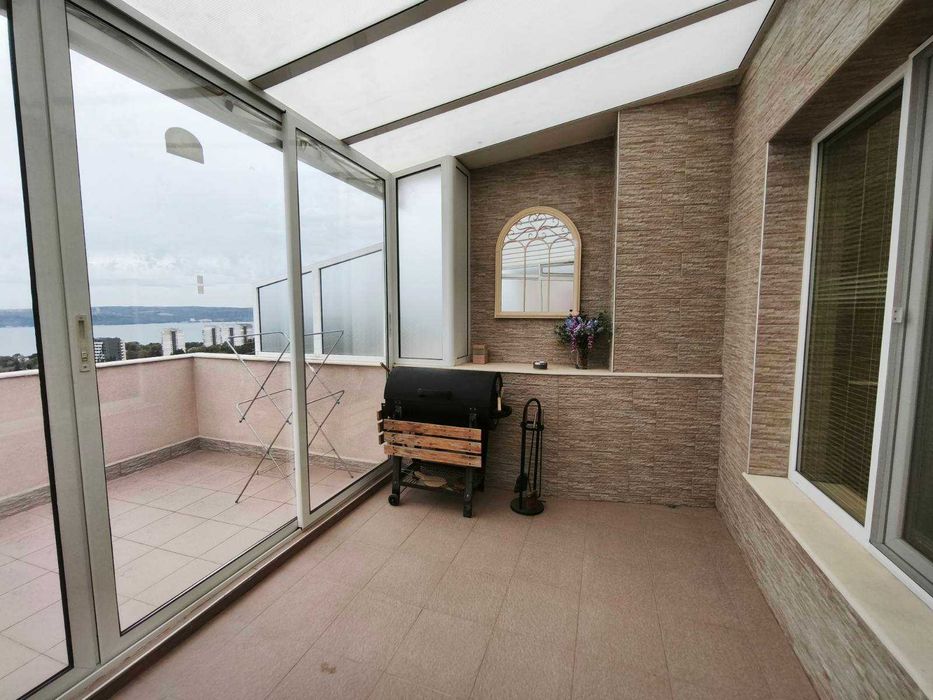 Продава се Тристаен апартамент в Варна, Бриз - 130 кв.м за 1847 €/кв.м - Снимка #2