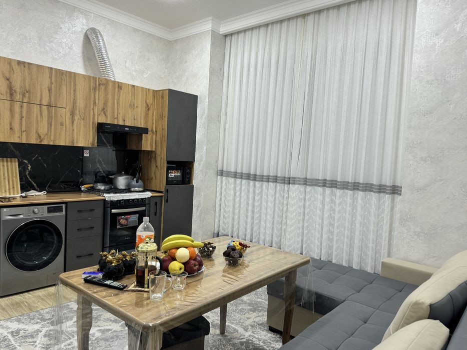 Назарбек Текистилда ховли сотилади узимики