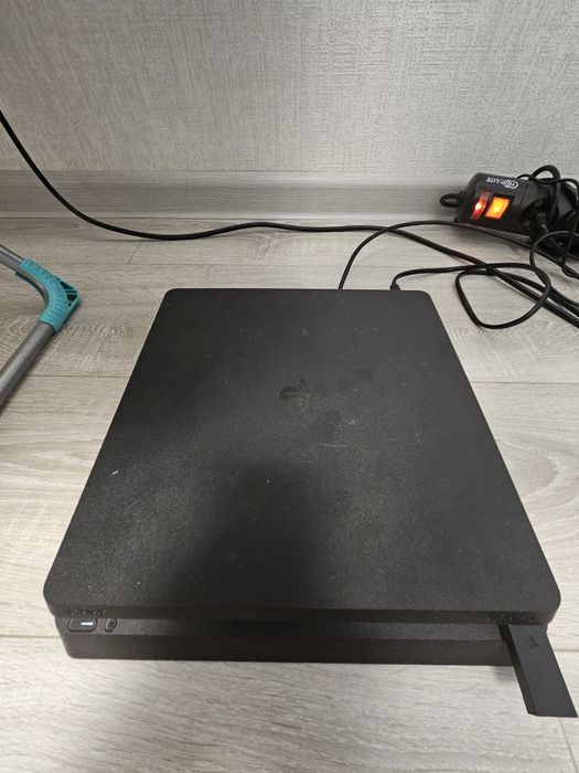 Обменяю Playstation 4