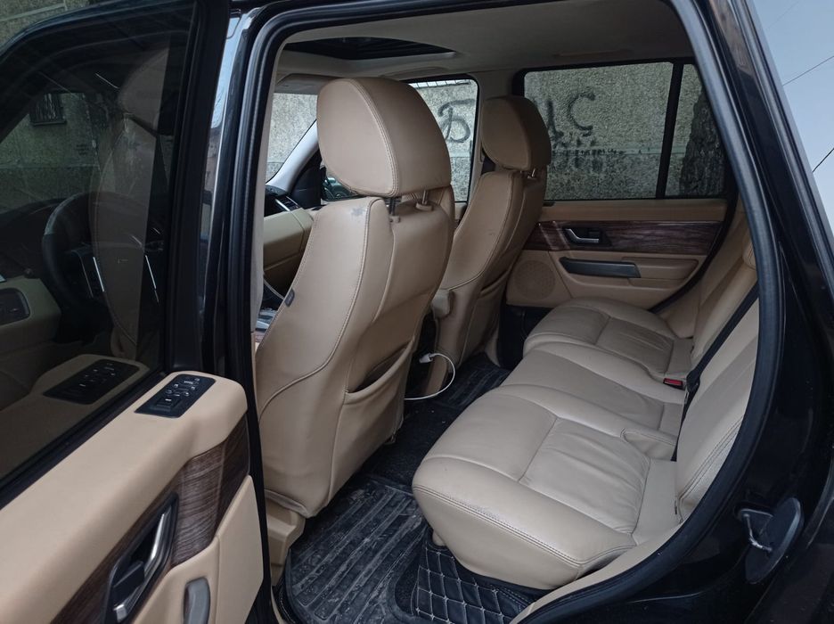 Продаю Ренж Ровер спорт