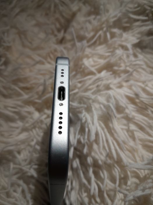 СРОЧНО продам iPhone 15