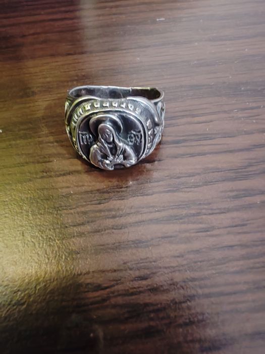 Продам перстень.