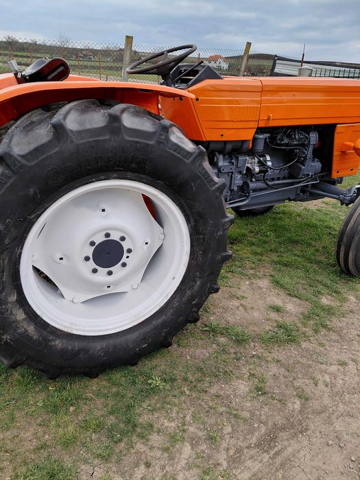 Vand tractor utb 550
