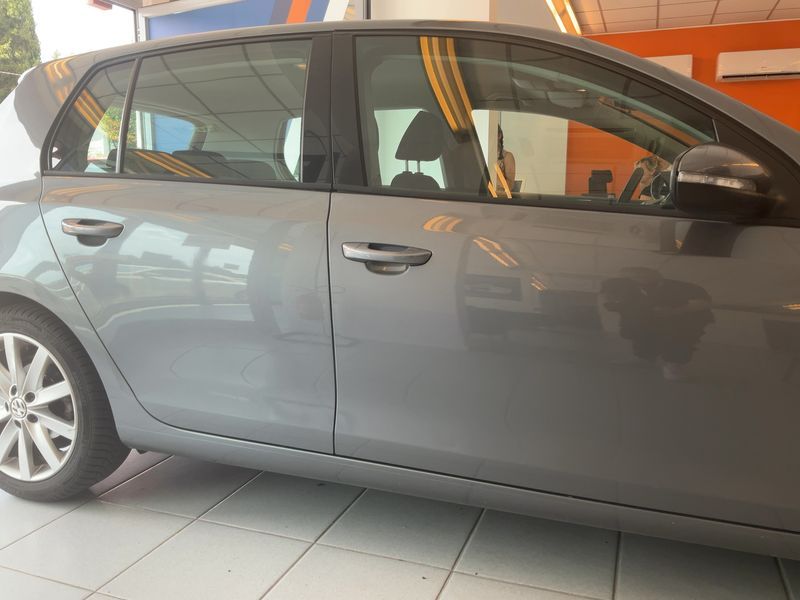 Volkswagen Golf VI 1.6 TDI Highline 2010