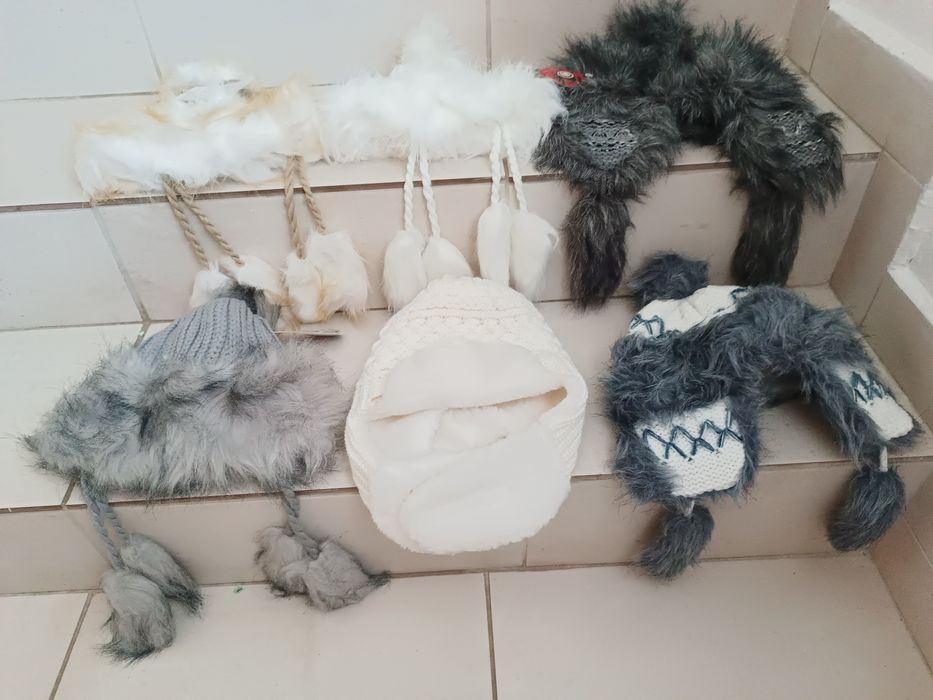 Caciuli noi îmblănite pentru femei