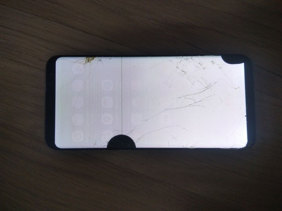 Samsung s8 plus ekran ketgan